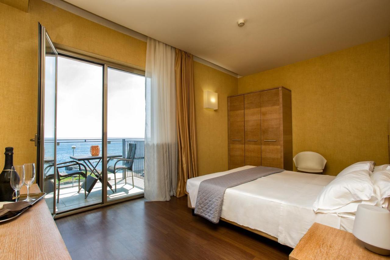 ריפוסטו Grand Hotel Yachting Palace מראה חיצוני תמונה
